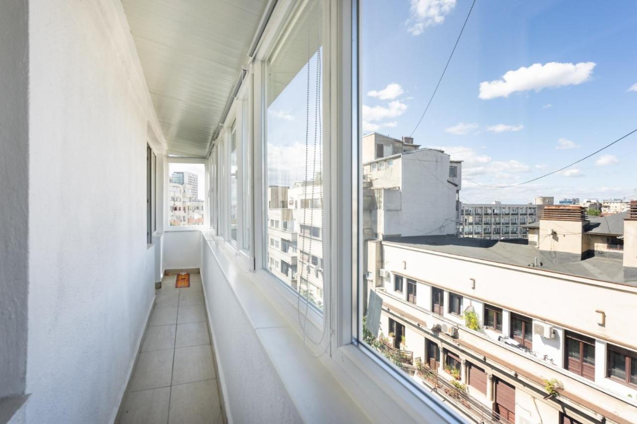 Spacious And Cozy Apartment In Central Bucharest Exterior photo